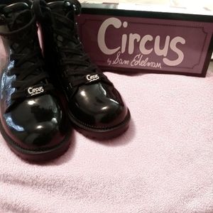 Size 8 Black Patent Leather Boots Waterproof 🎪 Circus by Sam Edelman